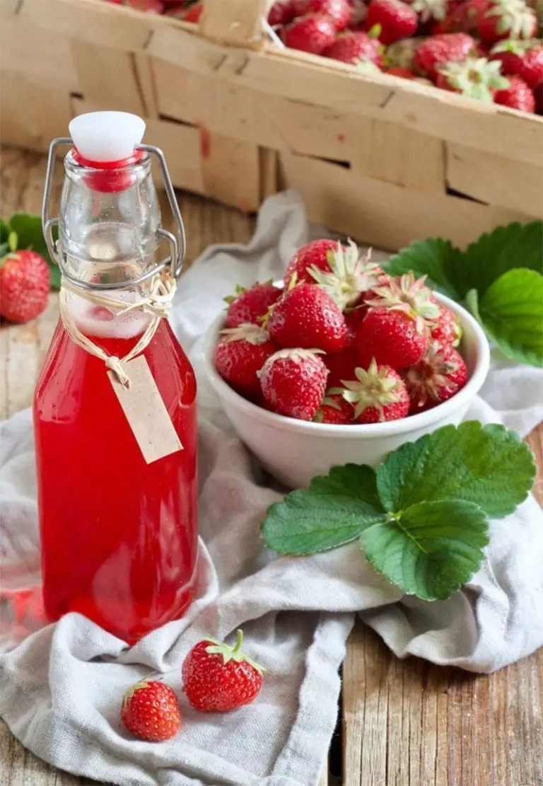 Sirop de fraise maison - CuisineThermomix - Recettes spéciales Thermomix