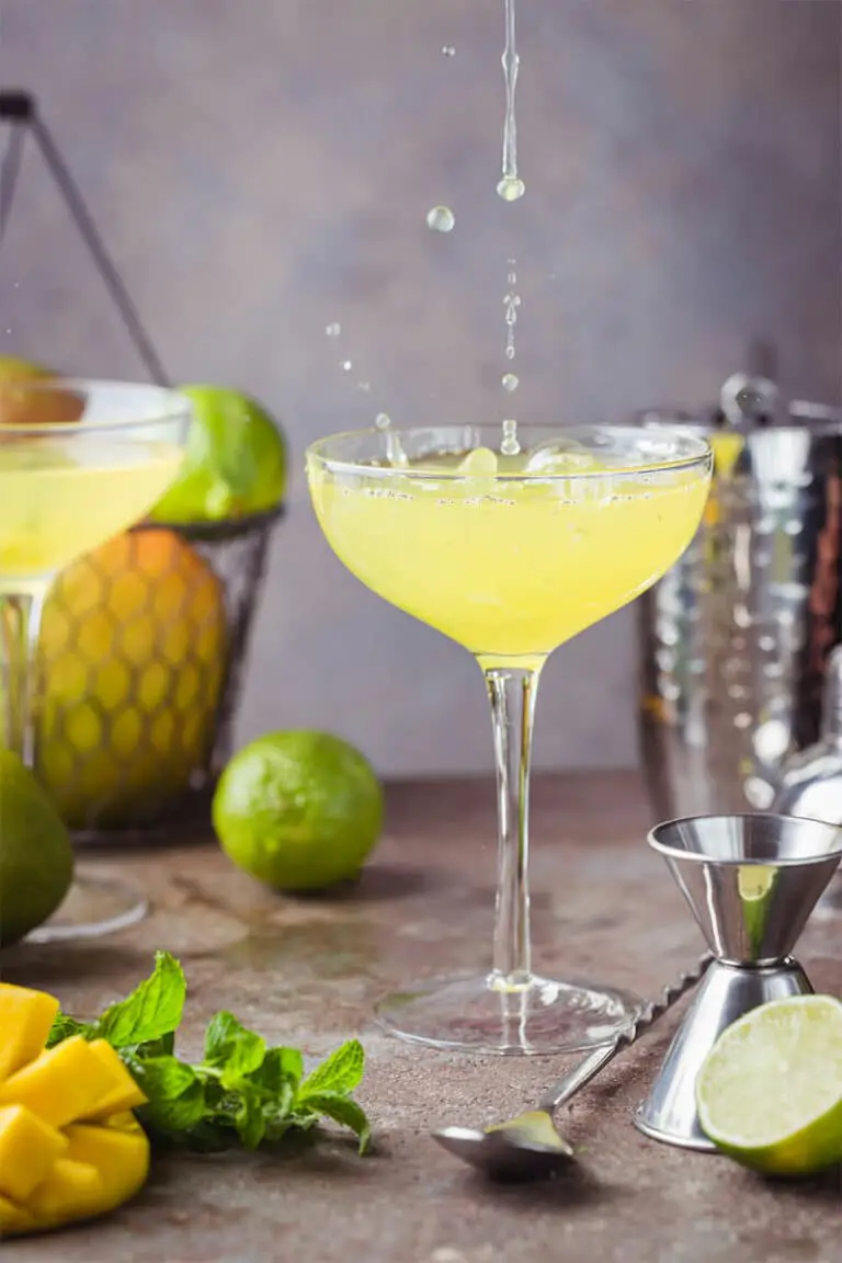 Cocktail Daiquiri Aux Fruits - CuisineThermomix - Recettes Spéciales ...